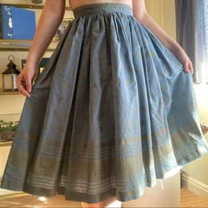 1950s Vintage Paisley Silk Blue Gold Full Skirt